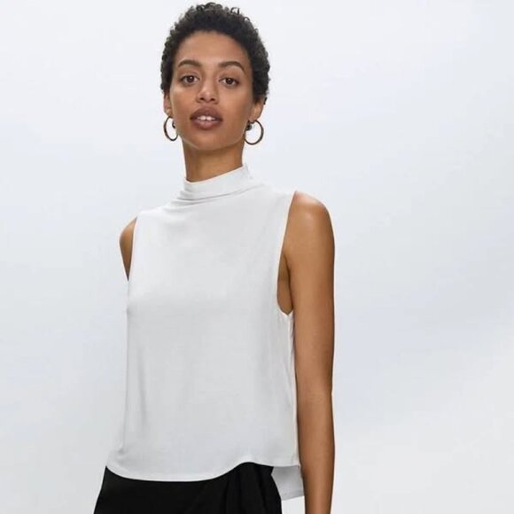 Aritzia Babaton Vince Mockneck Tee (S) in White - Picture 1 of 4
